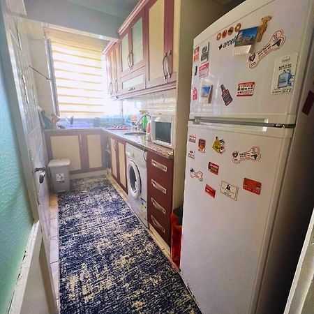 A Cozy Room Istanbul Exterior photo